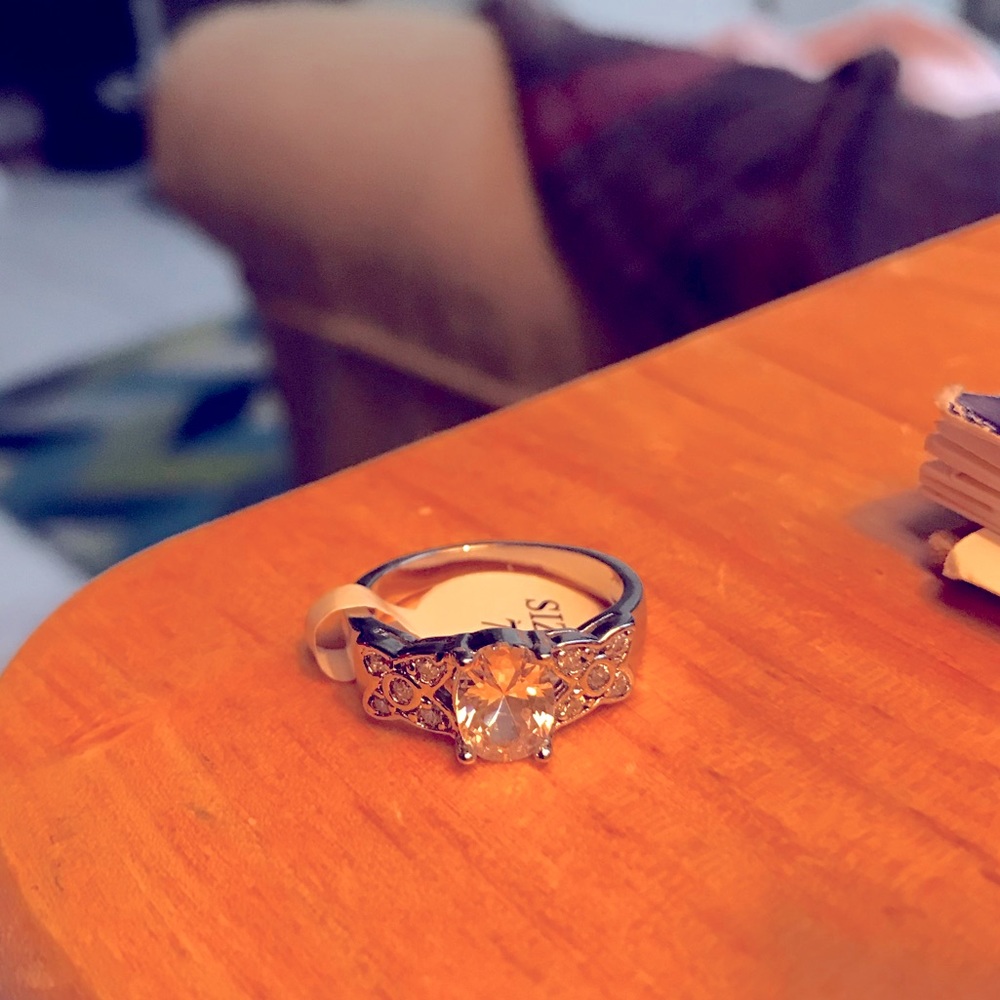 new white diamonds 925 Sterling silver ring